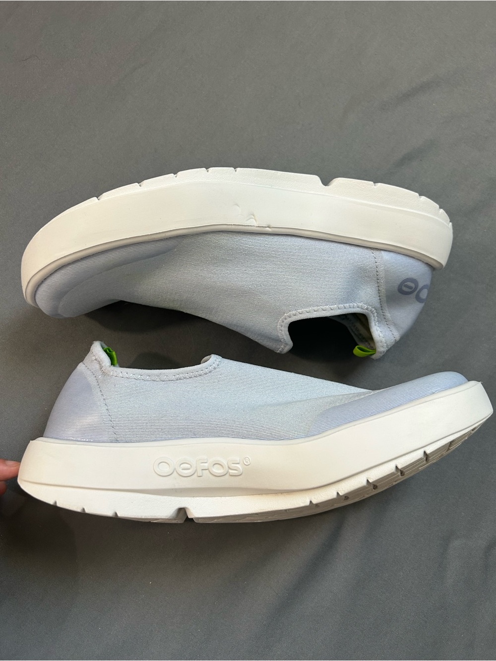 Oofos OOMG EEZEE Purple Jade Low Top Canvas Slip On Shoes Womens Size 9